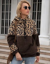 Load image into Gallery viewer, Leopard Print Pullover
